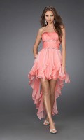 /album/galerie-photos/robe-de-bal-sans-bretelles-jupe-drapee-jpg/